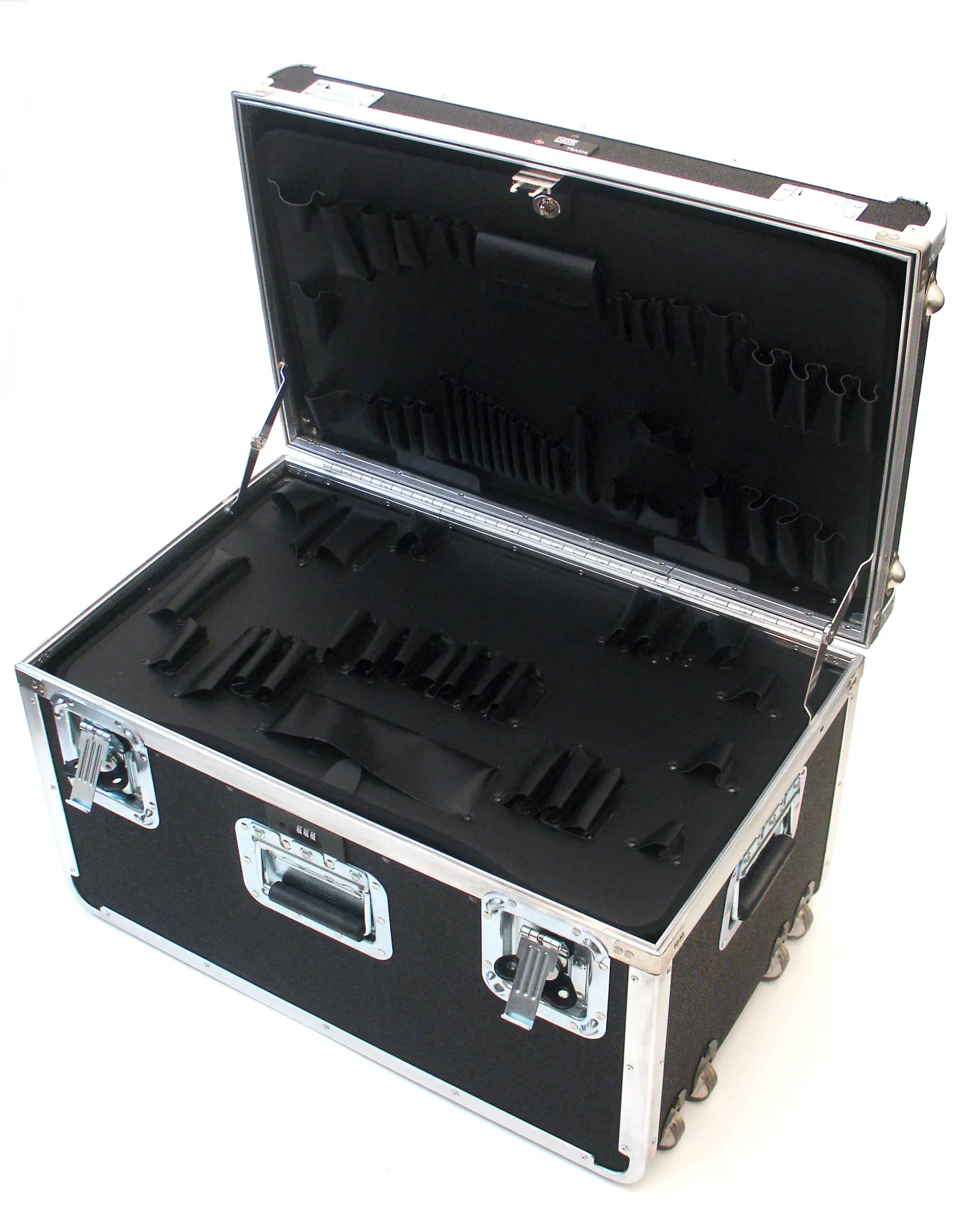 788THALUM-XGHXEH GUARDSMAN ATA TOOL CASE WITH WHEELS AND TELESCOPING HANDLE, ALUMINUM