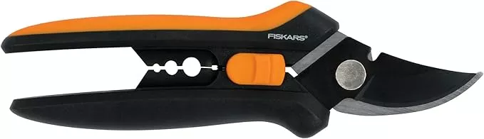 Fiskars Floral Pruning Shears - Plant Cutting Scissors/Garden Clippers For Deadheading and Working with Flowers - Black/Orange