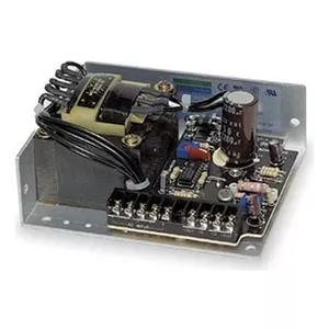 Power Supply. DC Linear Single Output. Voltage: 15V Current: 4.5A